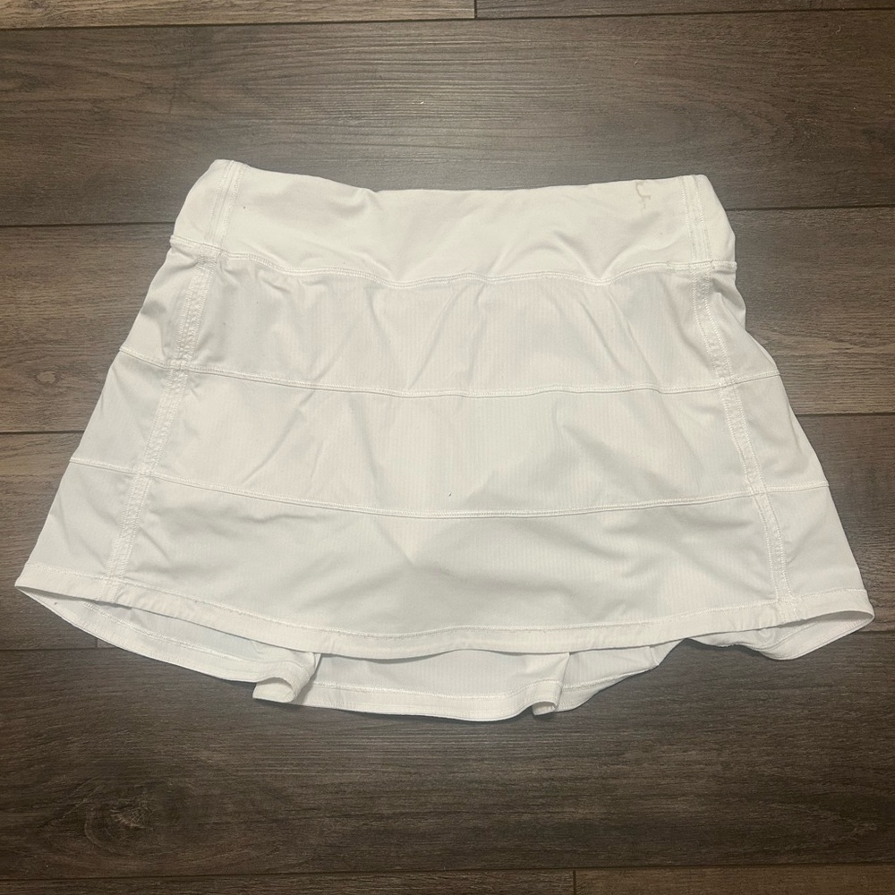 Lululemon pace rival skirt